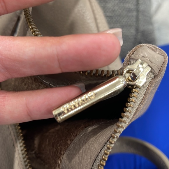 Cuyana - Picture 10 of 14